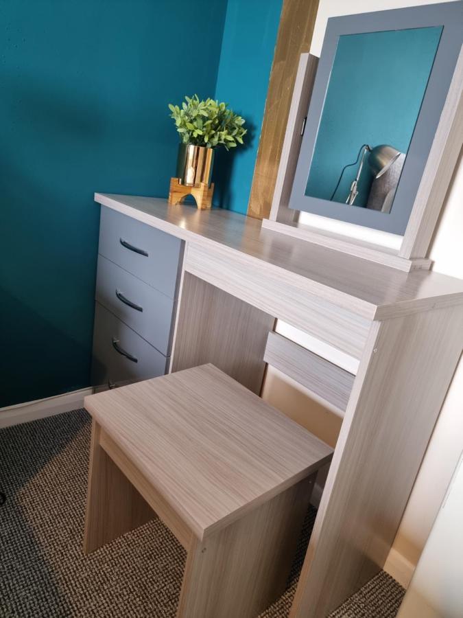 Lovely 2 Bedroom Serviced Apartment With Parking Μάνσφιλντ Εξωτερικό φωτογραφία